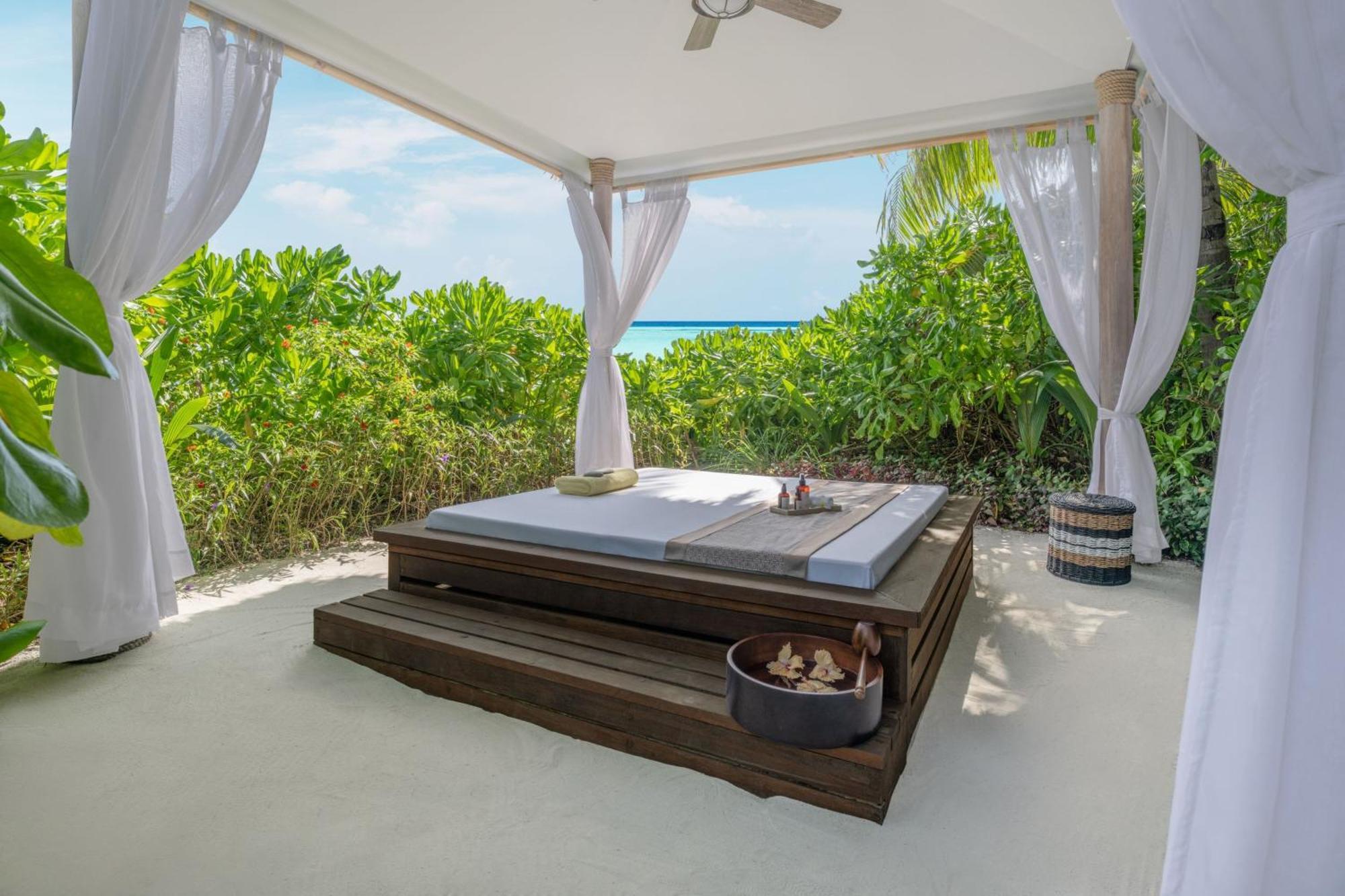 Курортный комплекс Le Meridien Maldives & Kurendhoo